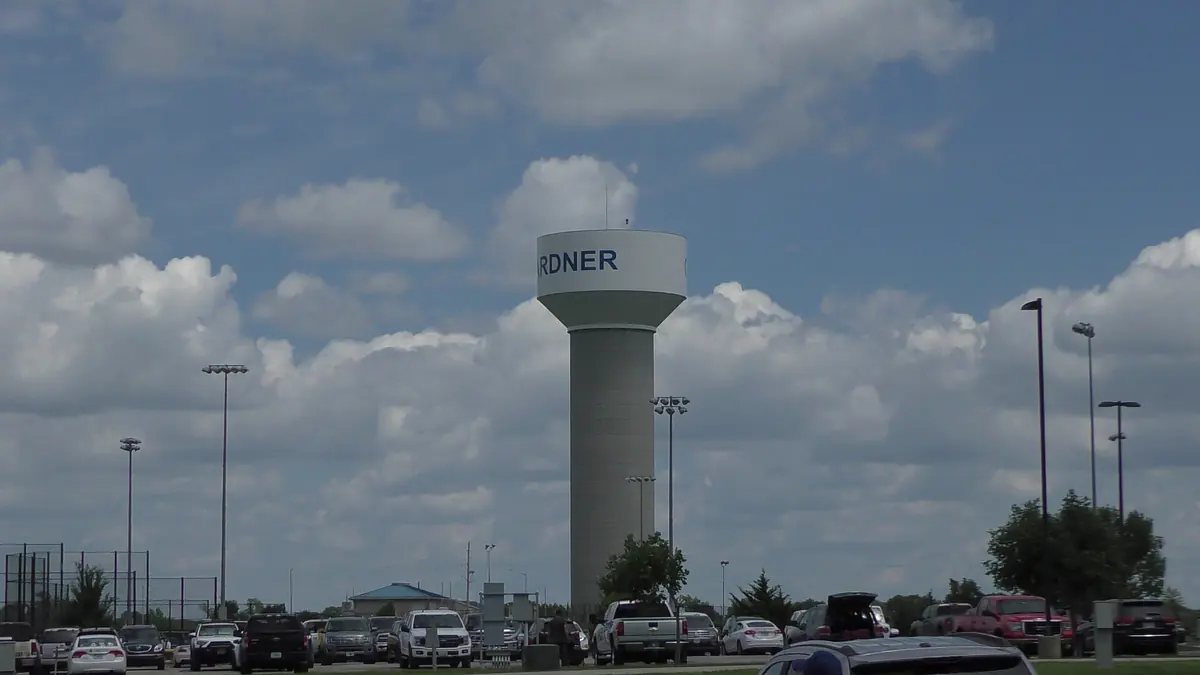 Water tower in Gardner, Kansas